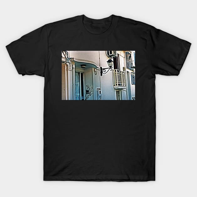 house white T-Shirt by VAS3